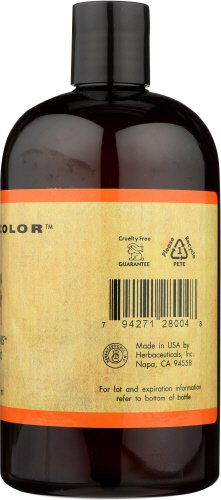 Naturcolor Rejuvennis Shampoo foam on hair demonstrates luxurious, moisturizing lather.