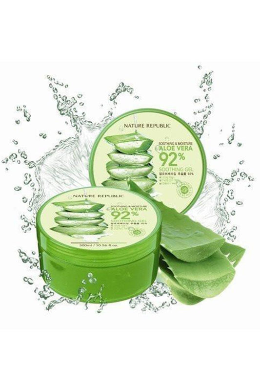 Nature Republic Aloe Gel 92% bottle close-up shows lightweight hydration without stickiness.