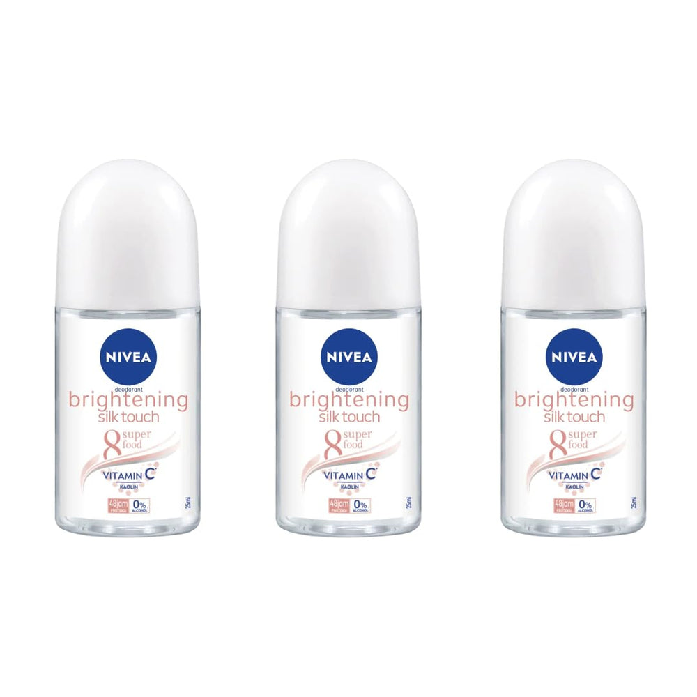 NIVEA Extra Brightening bottle-dispense view highlighting quick absorption and lightweight feel