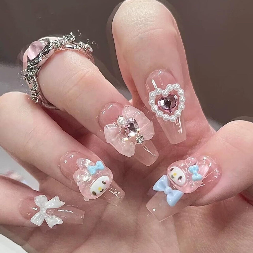 NLSJMP reusable glue-on nails set for quick style changes.