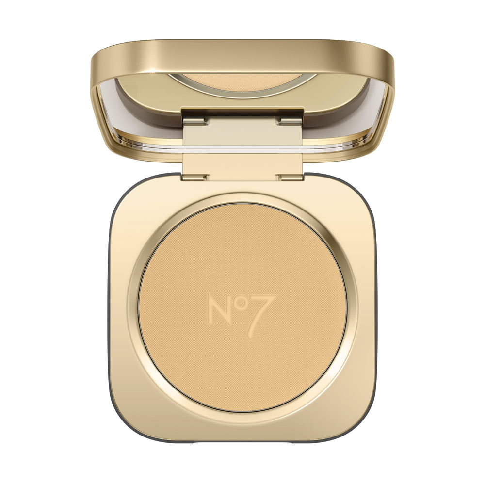 No7 Pro Artist pressed setting powder compact for a translucent, shine-control finish.