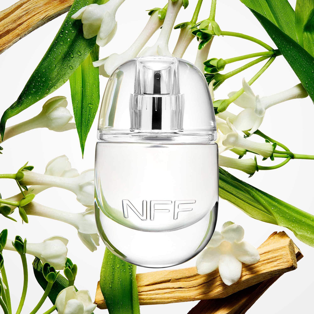 No Makeup Makeup No Fragrance Fragrance close-up label emphasizes allergen-free formula.
