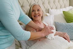 No-Rinse sensitive-skin friendly foam formula suitable for all ages.