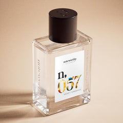 Noteworthy n057 unisex fragrance suits both women and men with versatile style.