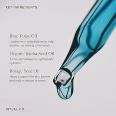 Oak Essentials Non-comedogenic texture shot suggests fast absorption and pore-friendly hydration.
