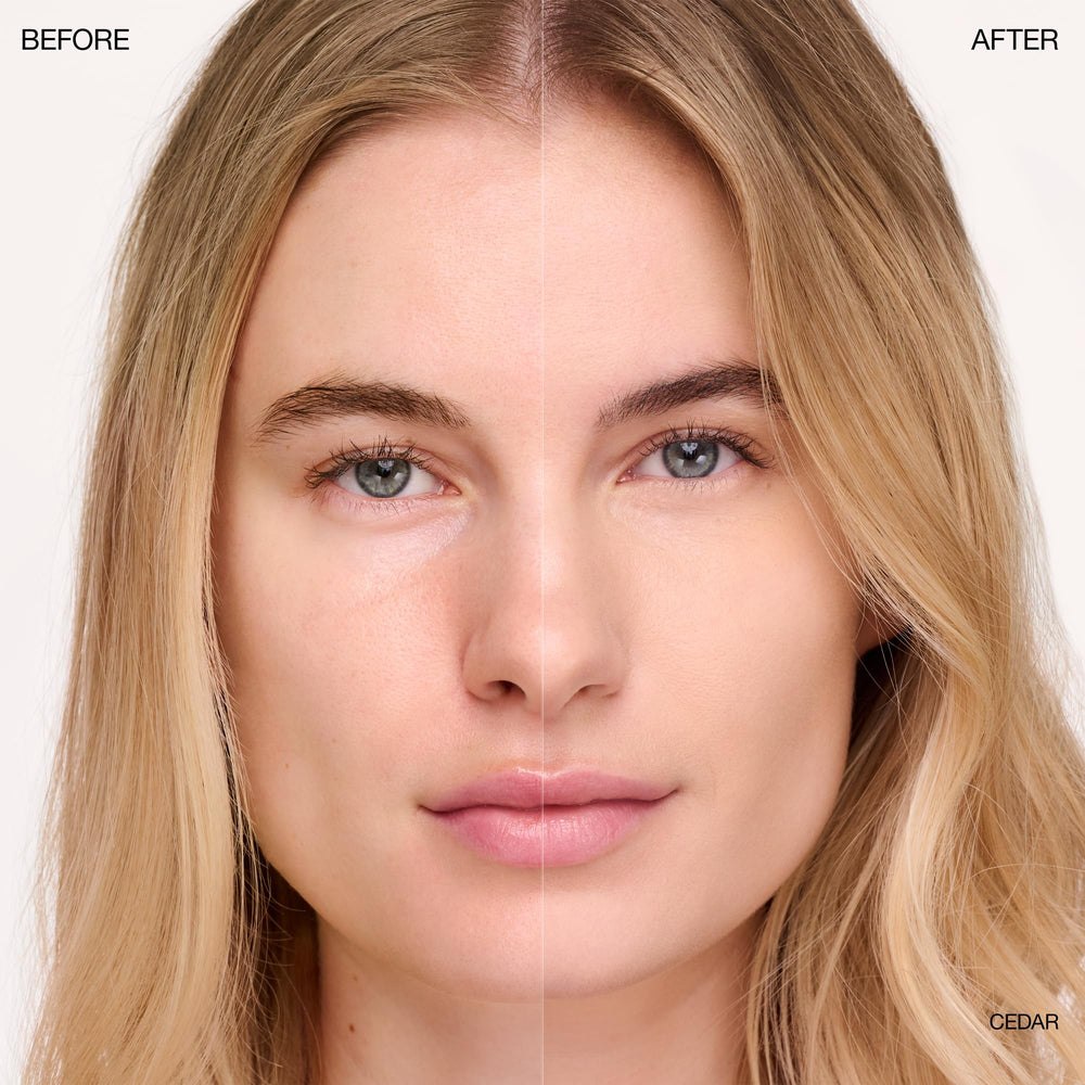 Ogee Concealer texture close-up highlighting creamy hydration with jojoba oil and hyaluronic acid.