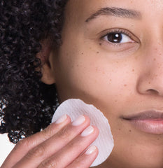 Open Formula Glycolic Acid 20% Peel applied to skin showing even tone
