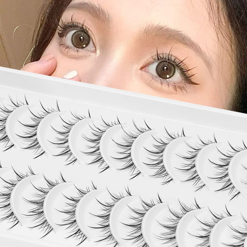 Outopen Manga Lashes with clear band create wispy daily definition.