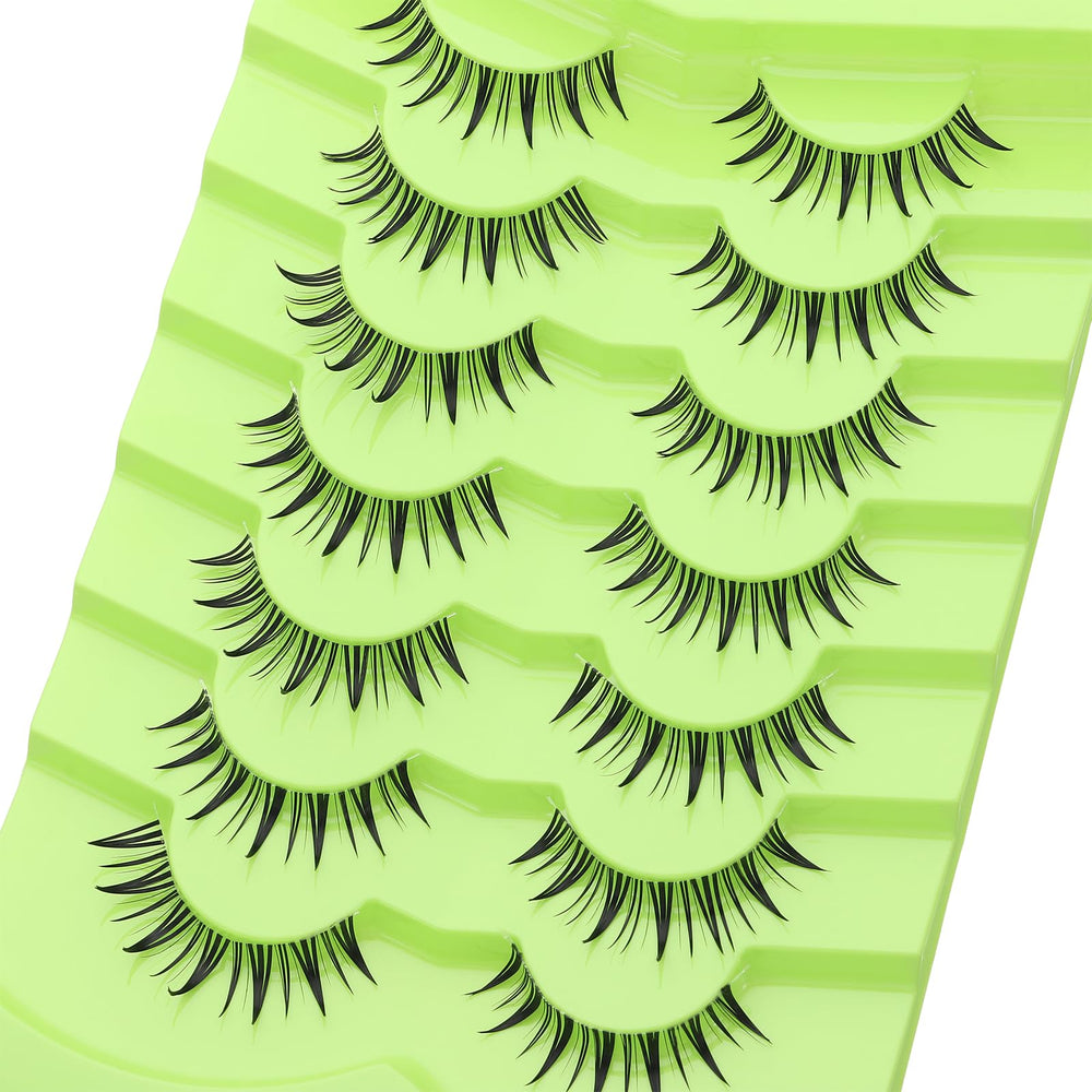 Outopen Manga Lashes natural look creating doll-like eyes.