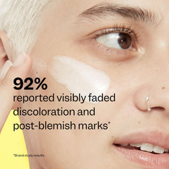 Peach Slices niacinamide-tranexamic ingredients highlighted for discoloration care.