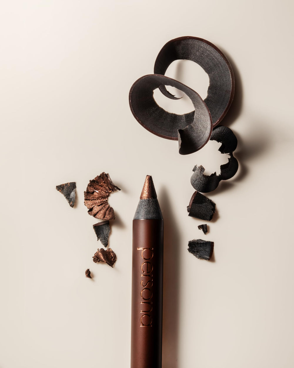 Persona 24HR Eyeliner Chocolate tightline application for crisp accuracy