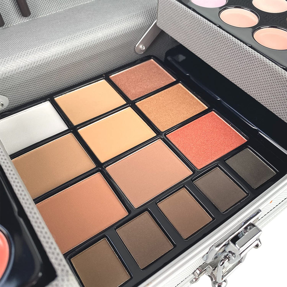 PhantomSky eye shadows close-up highlighting shimmer and matte pigments
