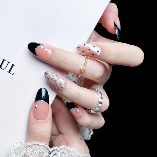 PHYLIN LEAF handmade press on nails in pink and black checkered pattern for chic daily wear.