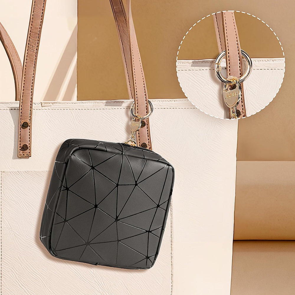 Playexen water-resistant PU leather exterior for easy cleaning