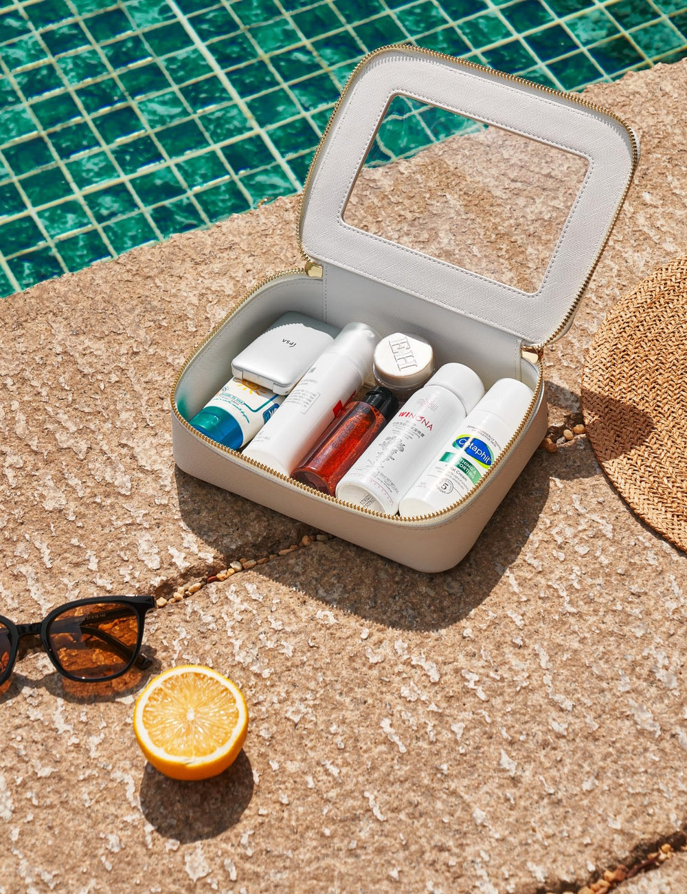 Popvibe mini dimensions focus on compact storage for on-the-go use.