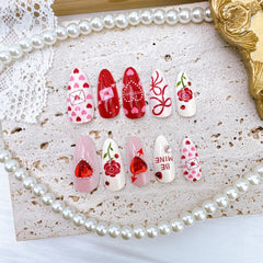PSBRBAD glue-on nails kit includes adhesive tabs for easy application.