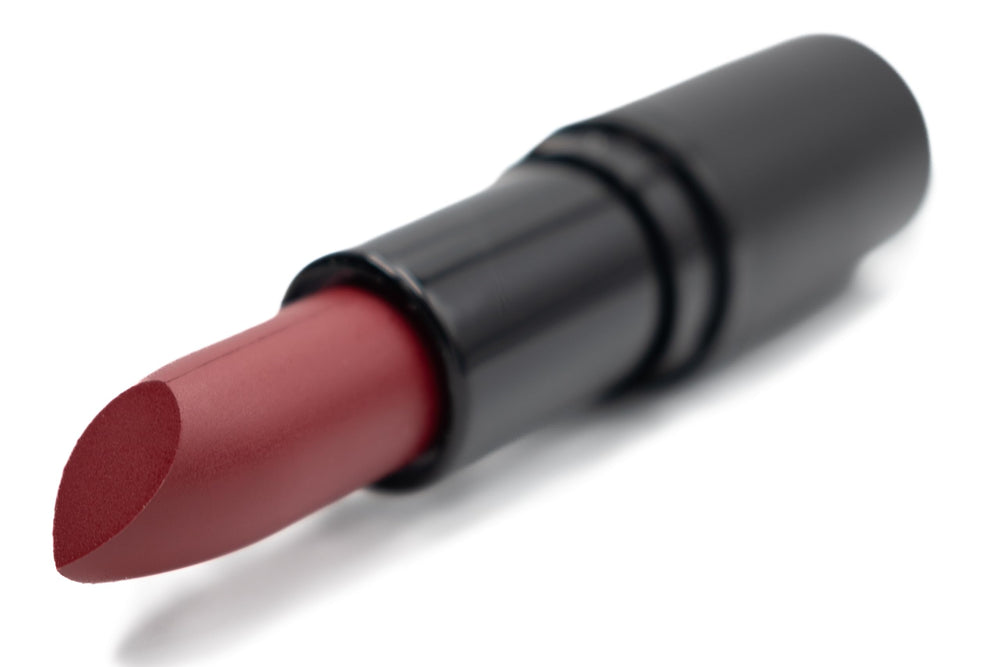 Pure Ziva Daring Deep Red pearl finish swatch with luminous shine.