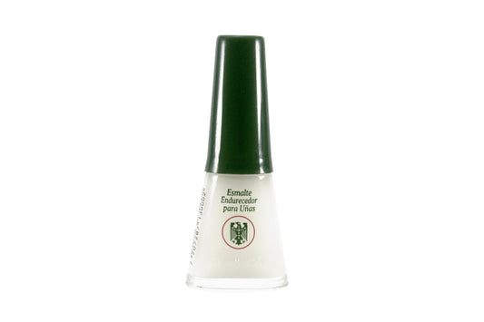 Química Alemana Nail Hardener bottle ready for daily protection