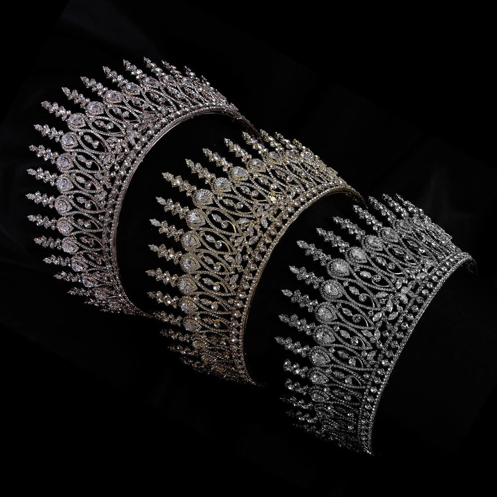 QXMYOO Zircon Crown gift box makes gifting effortless.