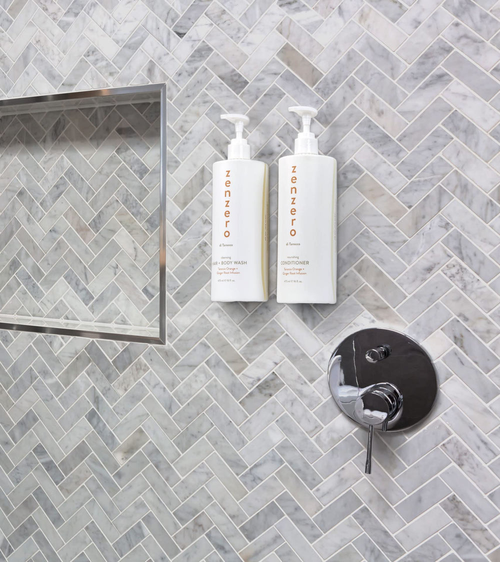 RAPSI ZENZERO ingredients panel featuring Tarocco orange and ginger extracts for bright aroma and skin feel.
