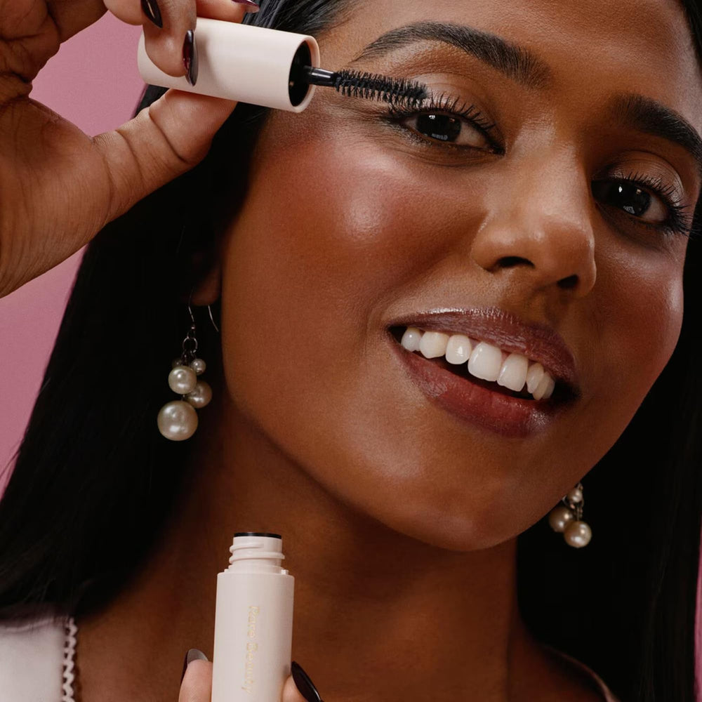 Rare Beauty perfect-strokes-mini-mascara closeup shows smooth, clump-free lashes.