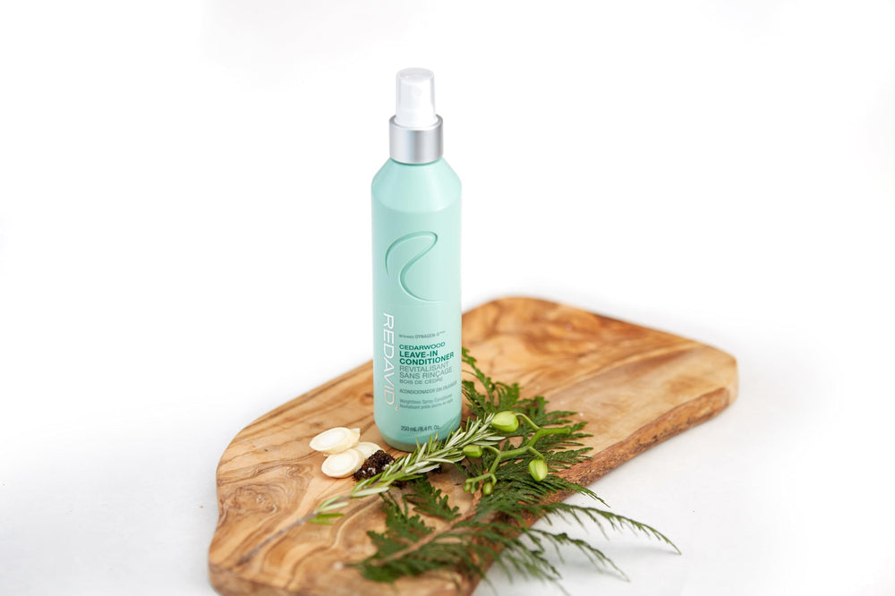 Redavid Cedarwood Leave-In Hand Application for easy misting and styling.