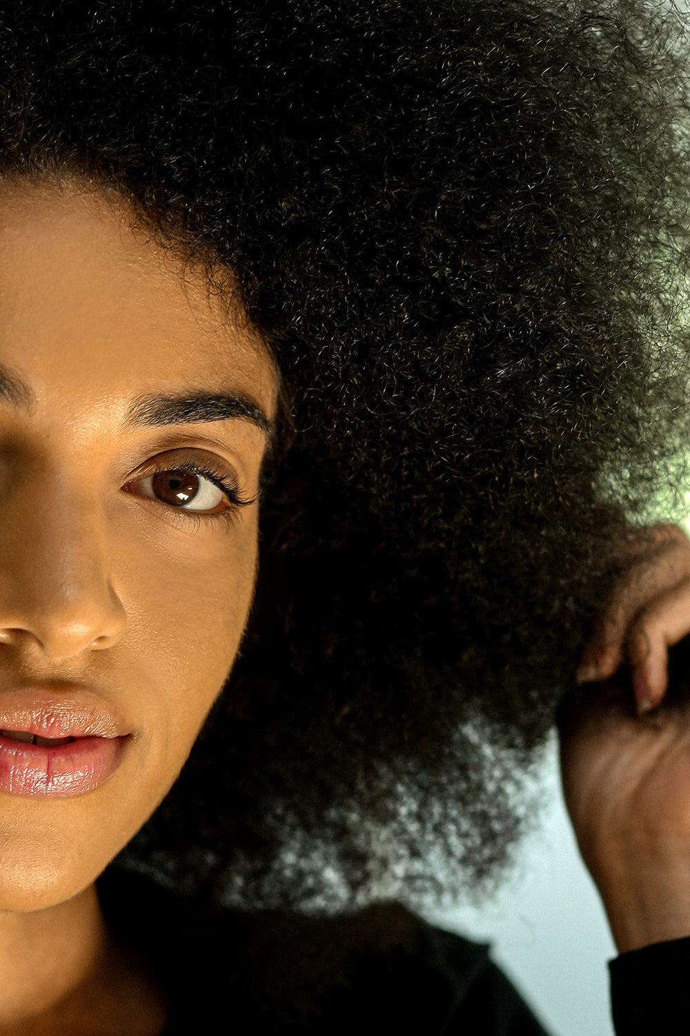 REVERIE Natural Milk Anti-Frizz Leave-In cream-texture blends into hair for silky softness
