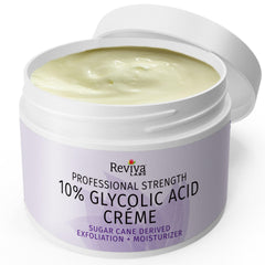 Creamy texture close-up showing the daily moisturizer's smooth finish.