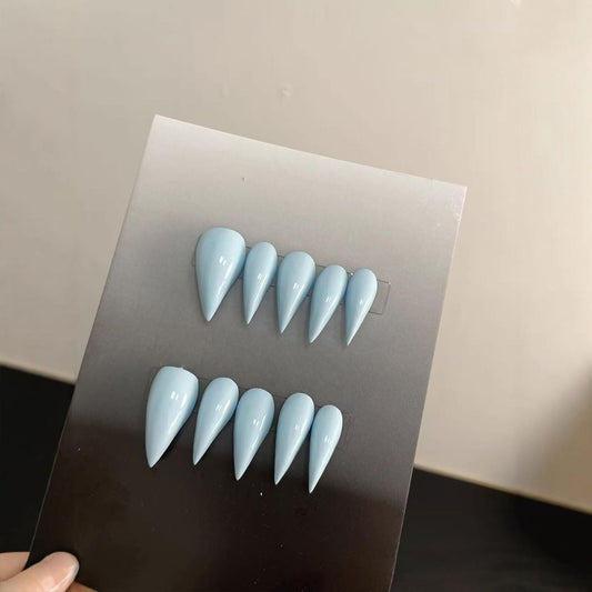 RIICFDD press-on nails in blue stiletto eagle claw for durable salon-quality wear