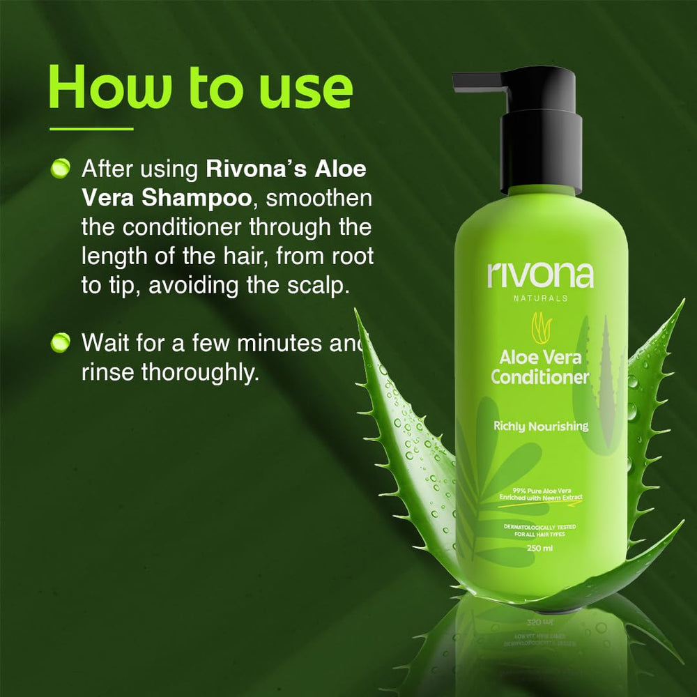 RIVONA NATURALS Conditioner applied to hair for detangling