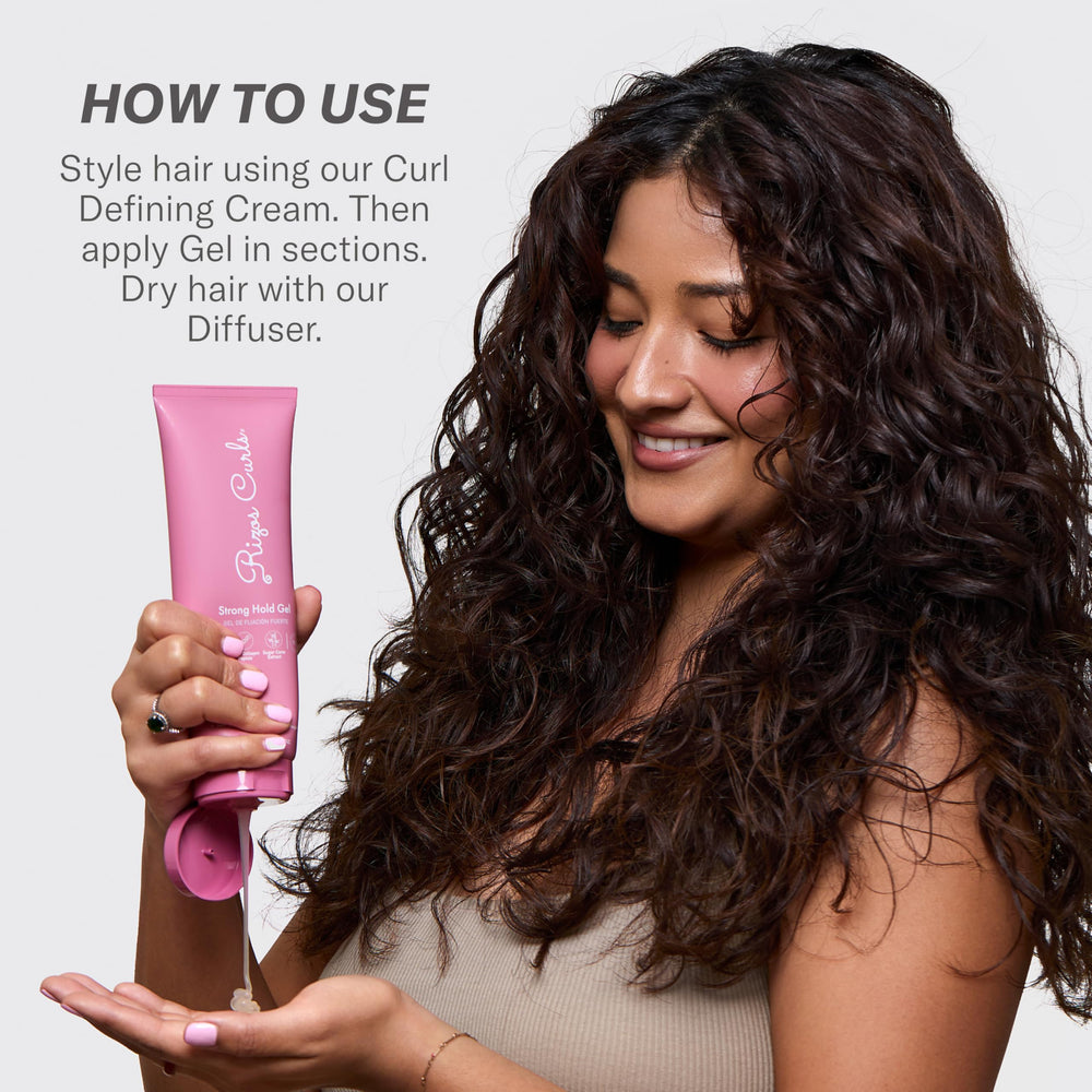 Rizos Curls Strong Hold Gel delivers a flake-free finish.