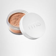 Face after application reveals a hydrated, natural satin-matte finish