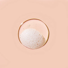 Roger & Gallet Citron body wash tube close-up emphasizes the moisturizing formula
