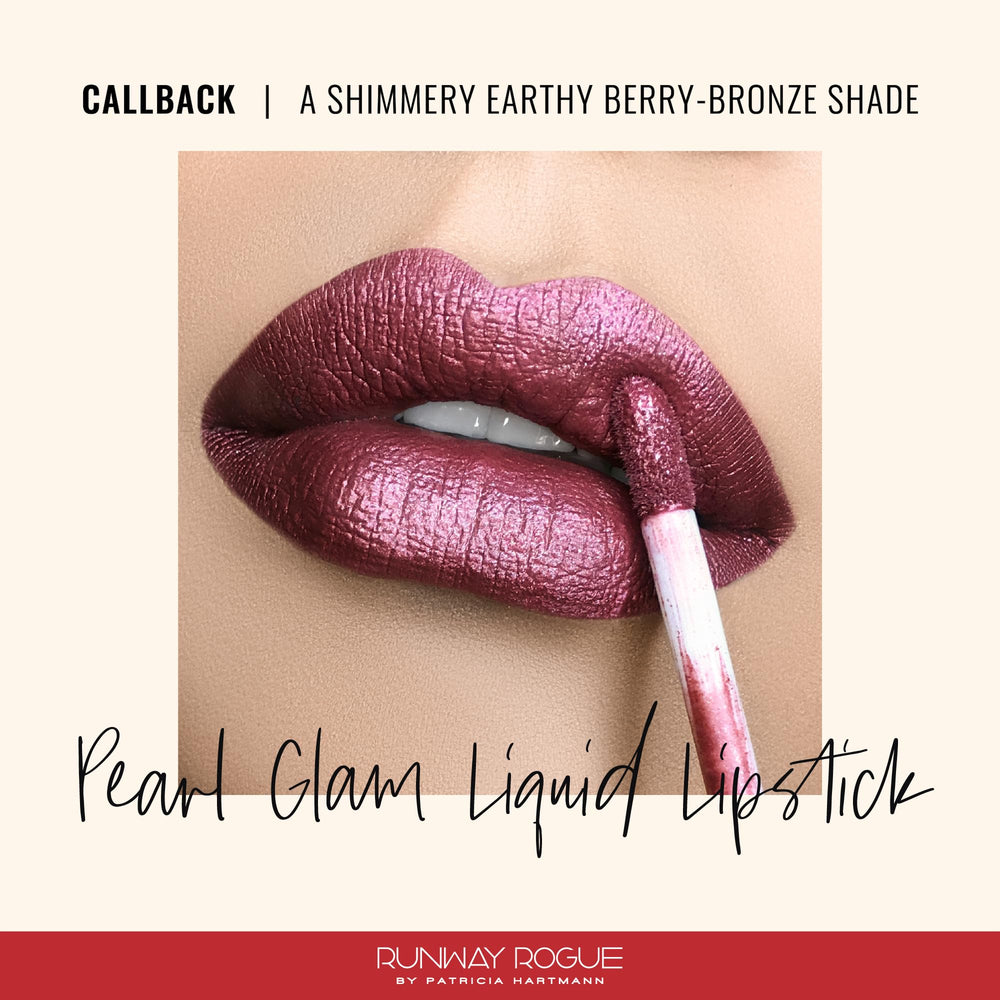 Runway Rogue Pearl Glam applicator applying berry-bronze swatch