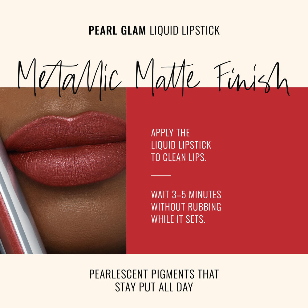 Runway Rogue Pearl Glam Showtime applicator for precise lip definition