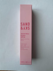 Sand & Sky SPF 30 provides daily sun protection during makeup routine