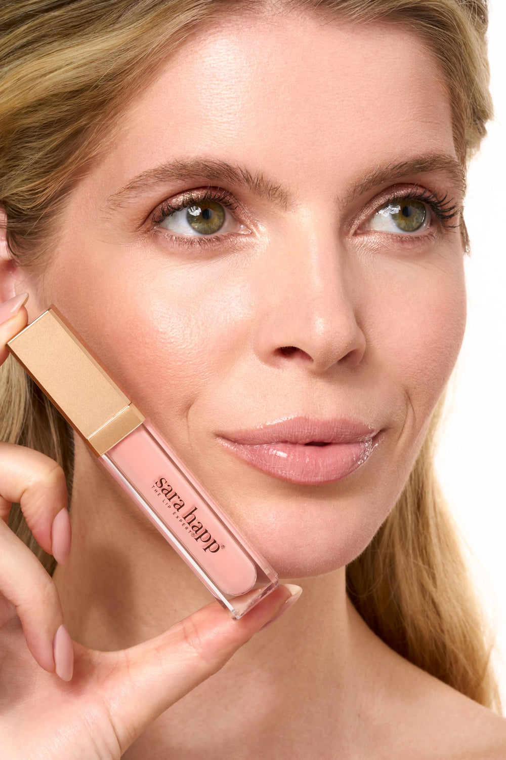 Sara Happ Ballet Slip Luxe Gloss swatches in a girly pink shade with luminous shine