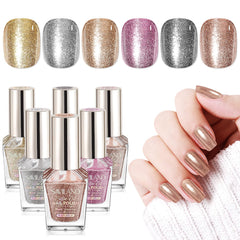 SAVILAND Color Artistry Diamond Shine collection shows holographic sparkle for bold manicures