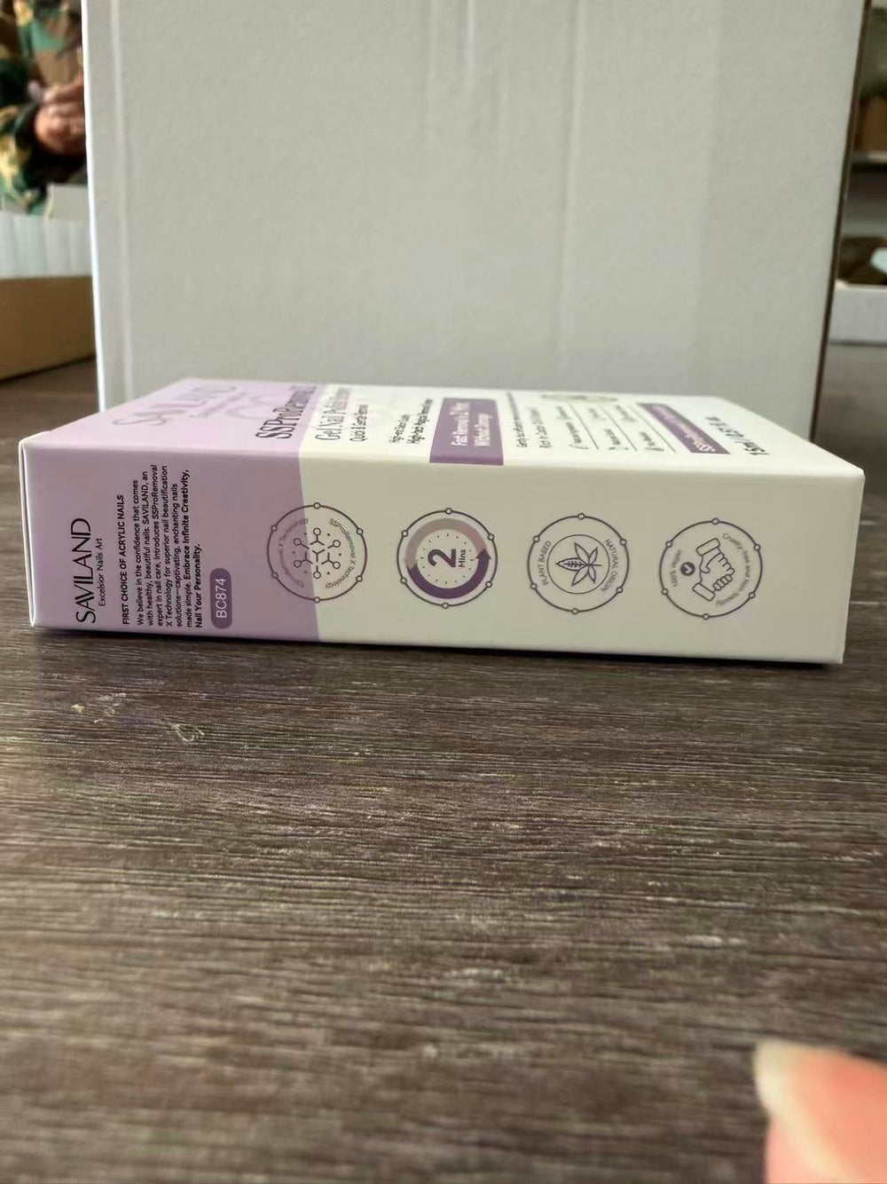 SAVILAND mess-free direct application for easy gel removal at home