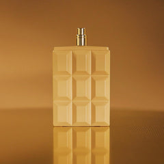 SCENT BEAUTY Sabrina Carpenter Caramel Dream packaging showcases chic, gift worthy presentation
