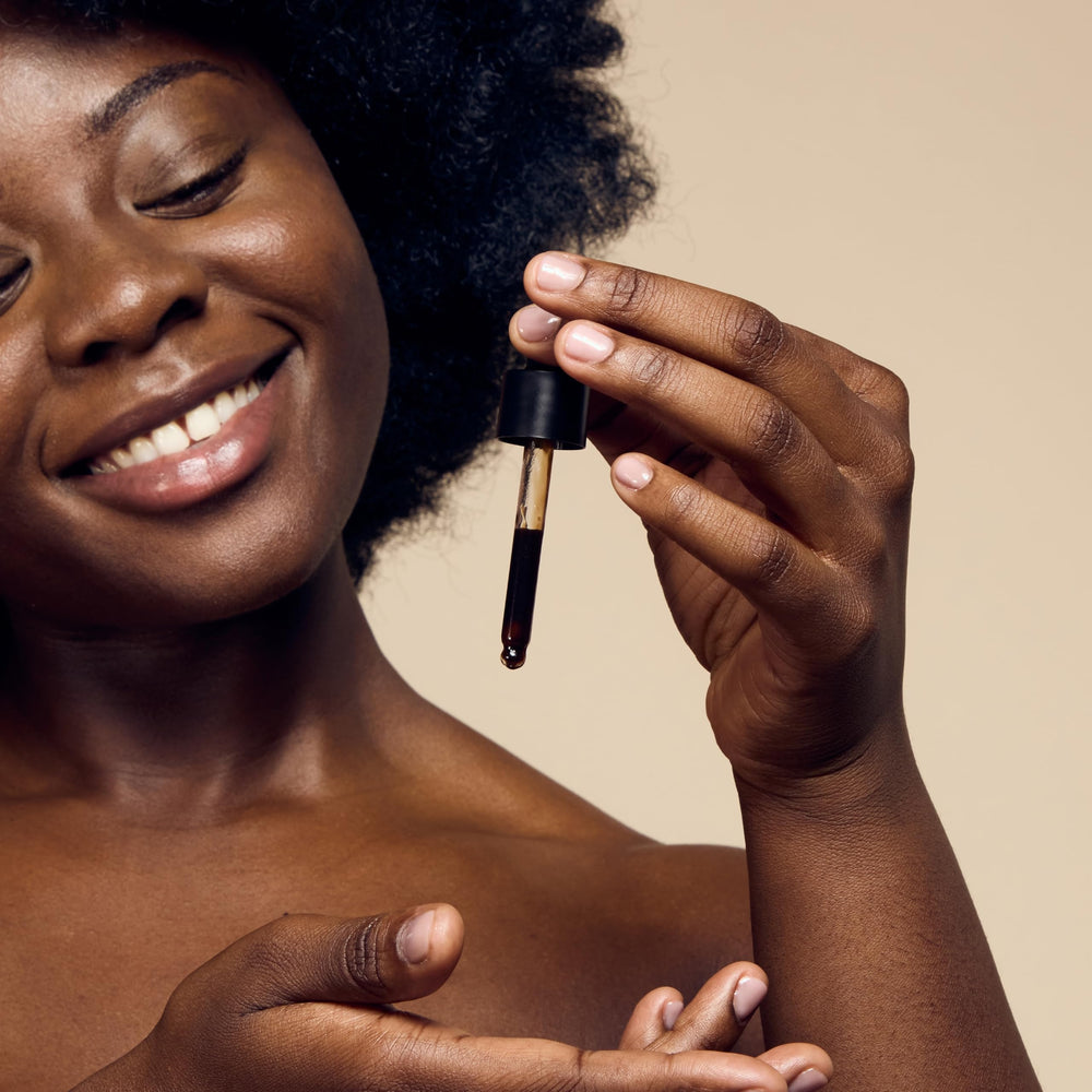 Self Glow by James Read golden glow close-up on skin