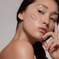 Sente Even Tone sunscreen hydration close-up emphasizes moisturized, comfortable wear