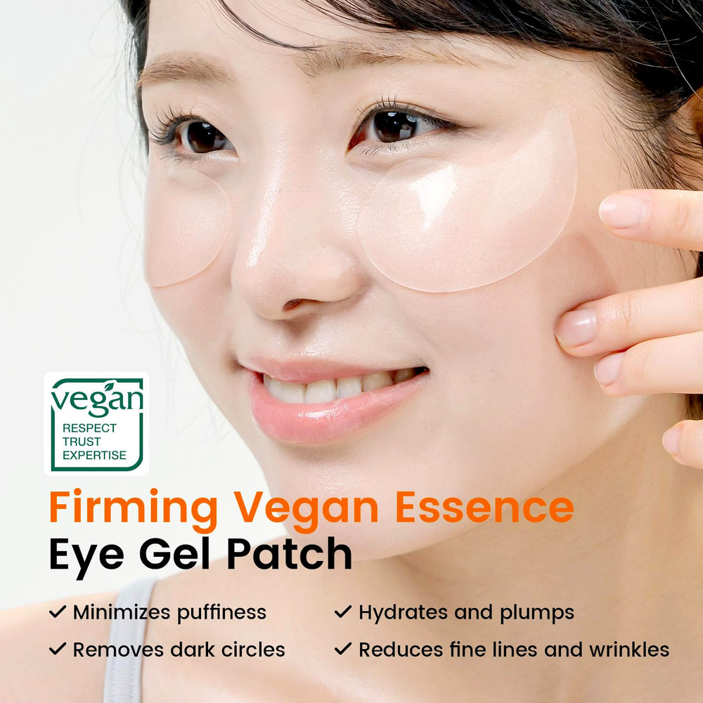 SEONGLOW hydrogel eye patches close-up texture delivering hydration