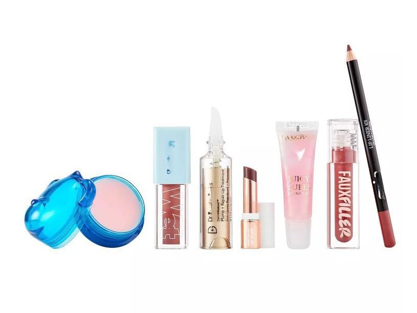 SEPHORA Holiday Lip Kit 7-piece packaging close-up highlighting gift-ready presentation.