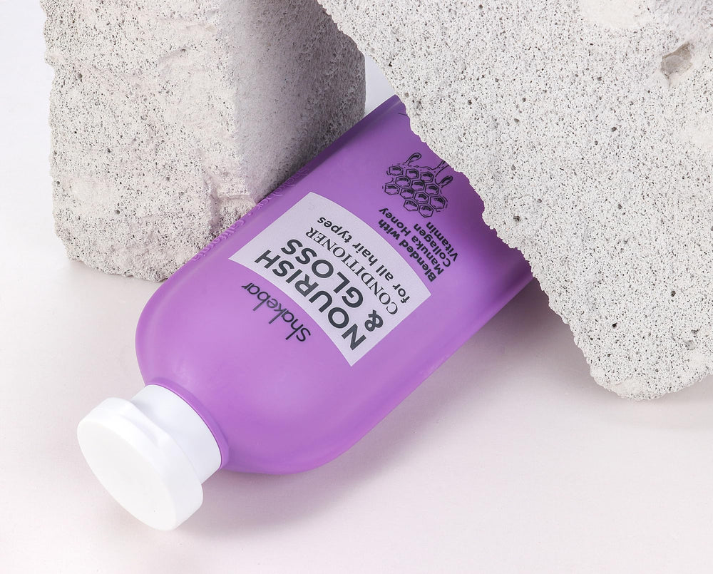 SHAKEBAR hair gloss finish reflecting light after washing