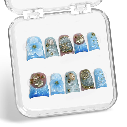 Short Duck 3D floral nails with blue French tip for a chic everyday look.