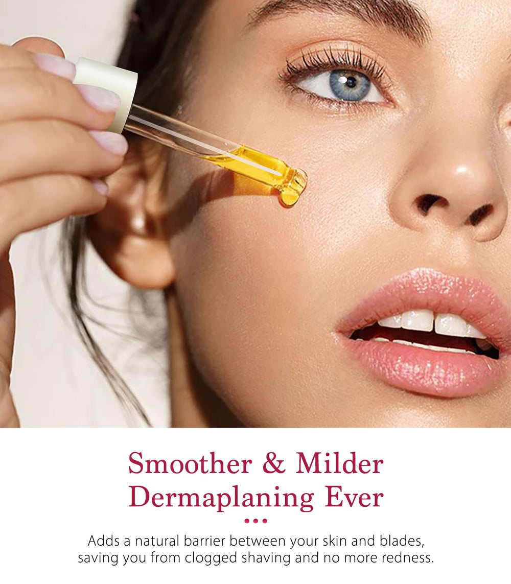 SINAHET Dermaplaning Oil pour demonstrates easy, mess-free application.
