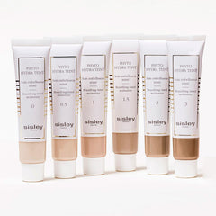 Application scene with fingertips or brush for quick coverage.