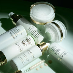Sisley Paris Sisleya L'Integral Serum morning-evening routine integration illustration.