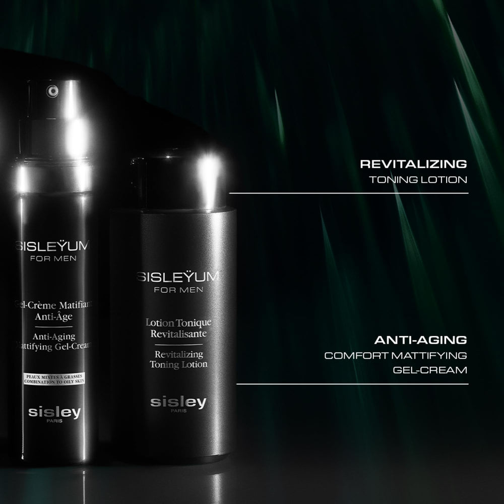 Fragrance notes of wood accompany the Sisleyum experience